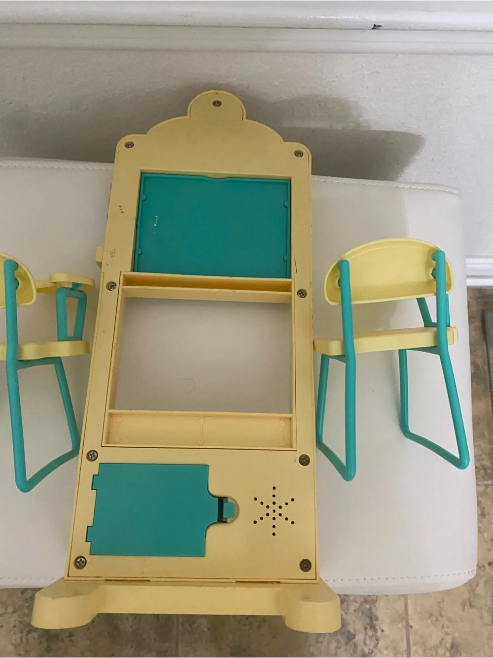 Vintage 1995 Mattel Barbie Teacher Classroom Playset Chalkboard 2 Student Desks